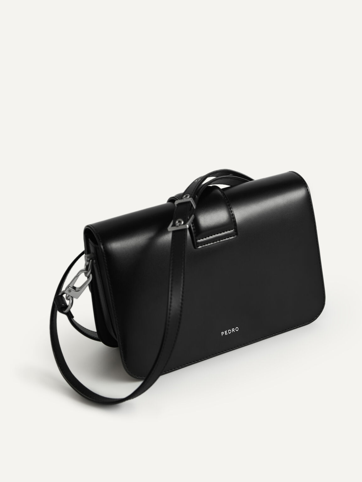 Icon Leather Shoulder Bag, Black