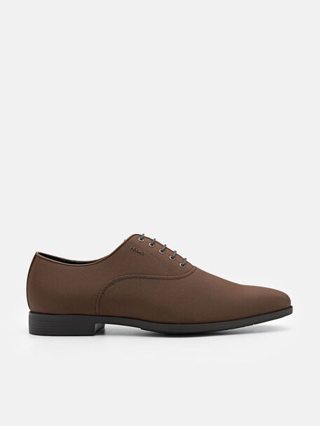 Altitude Lightweight Nylon Oxford Shoes, Brown