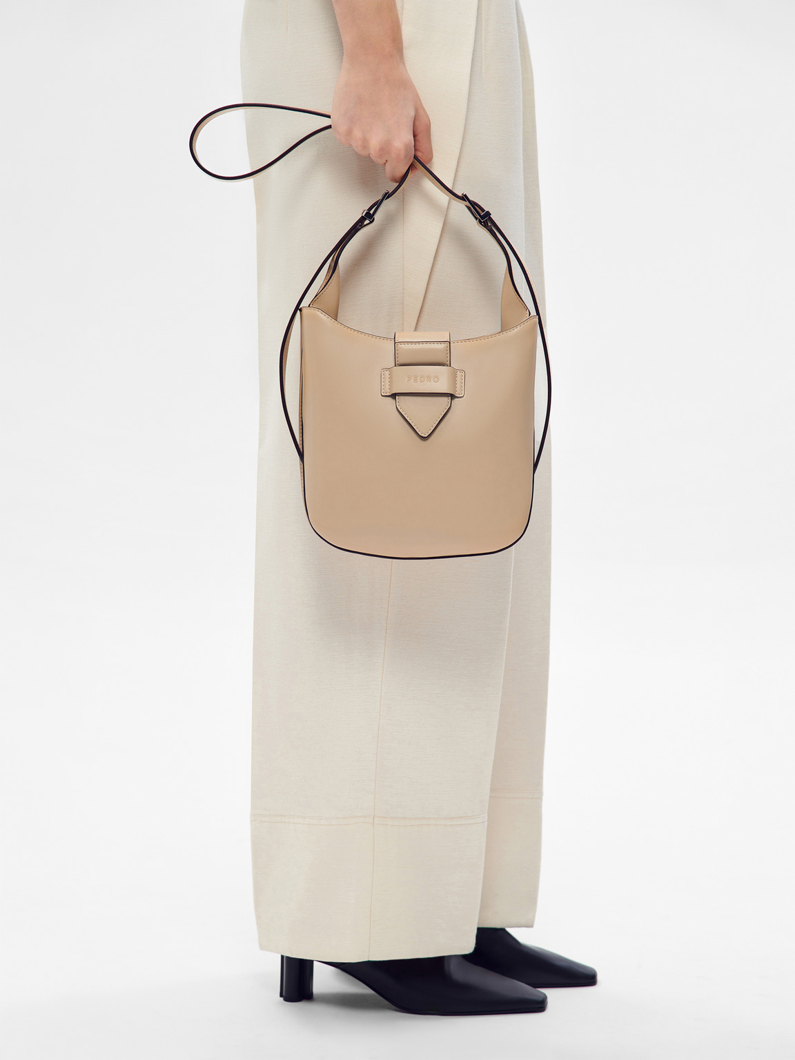 Fadia Shoulder Bag, Sand