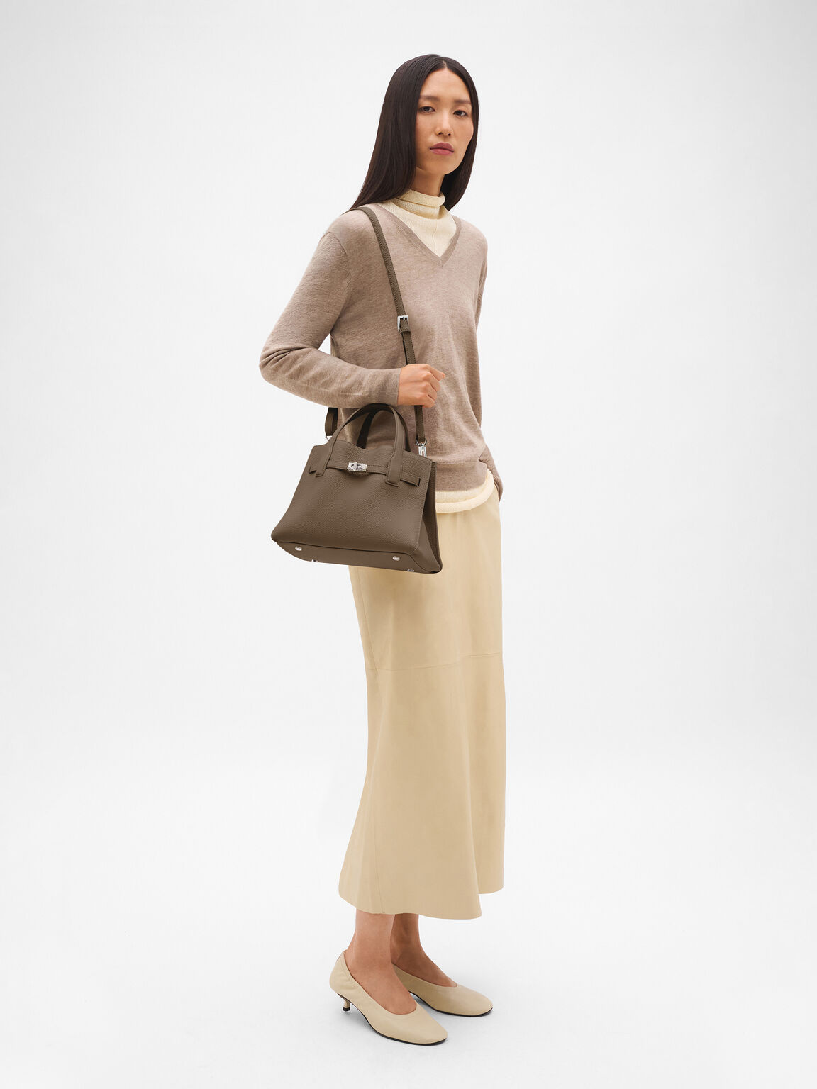 Danielle Medium Leather Handbag, Dark Taupe Tumble
