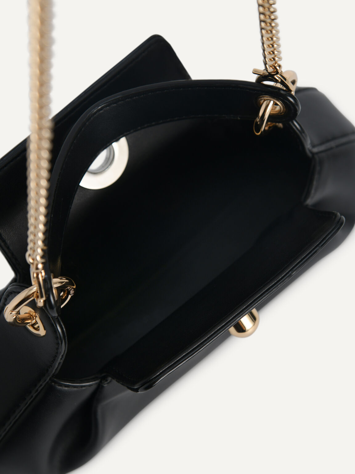 Oval Shoulder Bag, Black