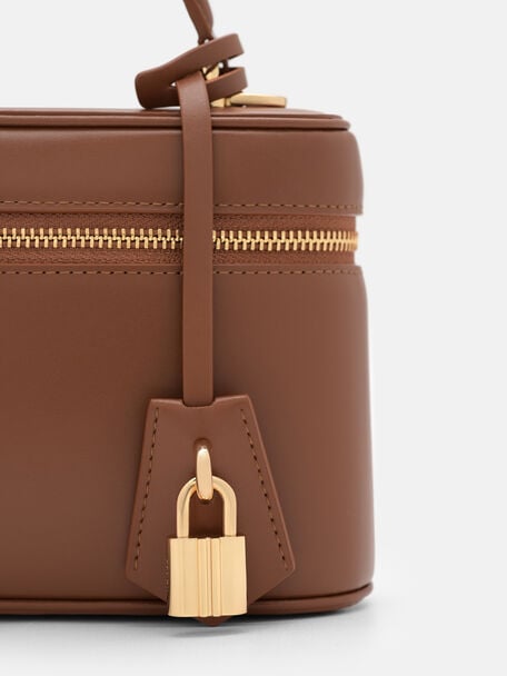 Ari Leather Shoulder Bag, Brown