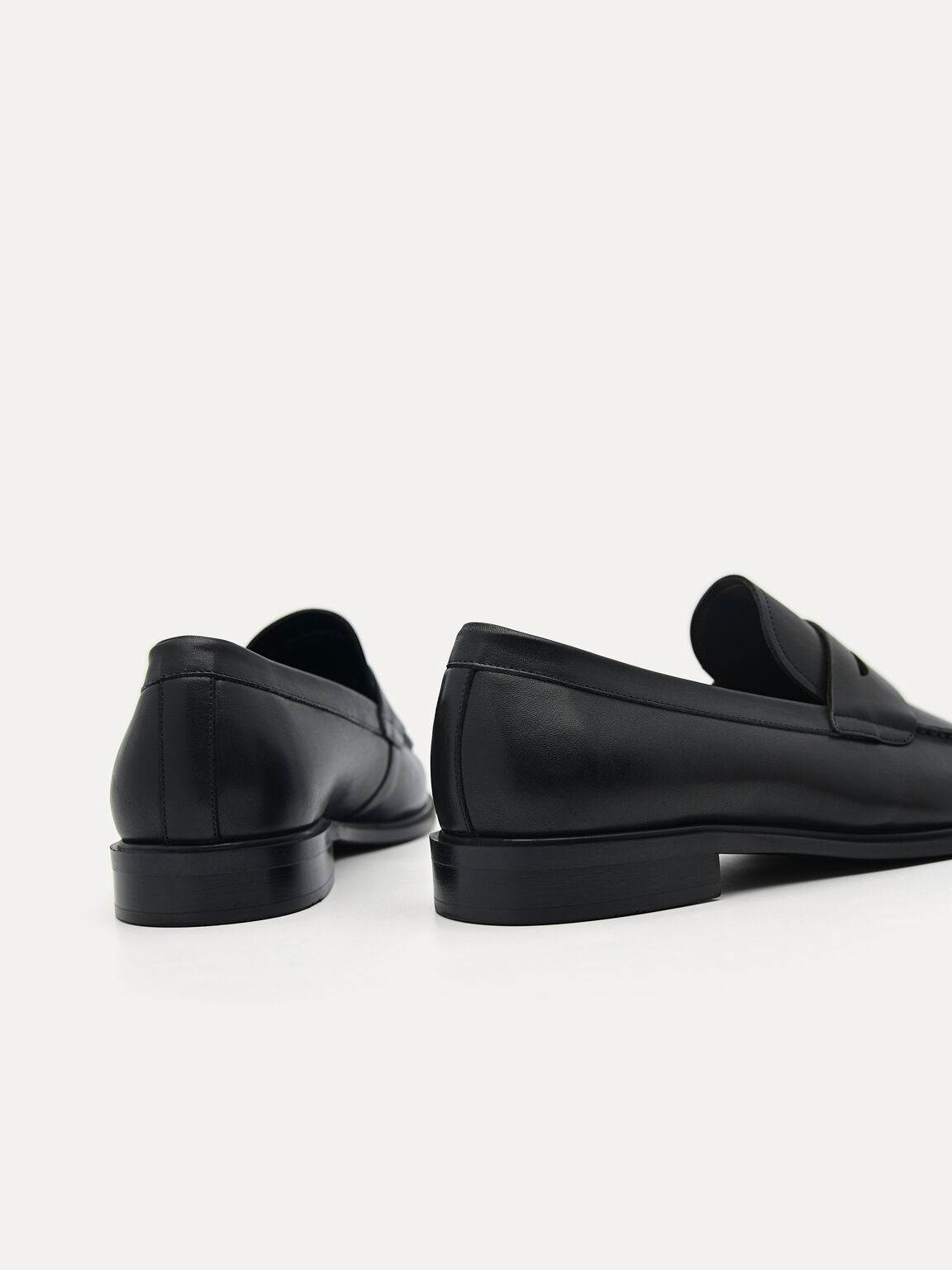 Bailey Calf Leather Loafers, Black
