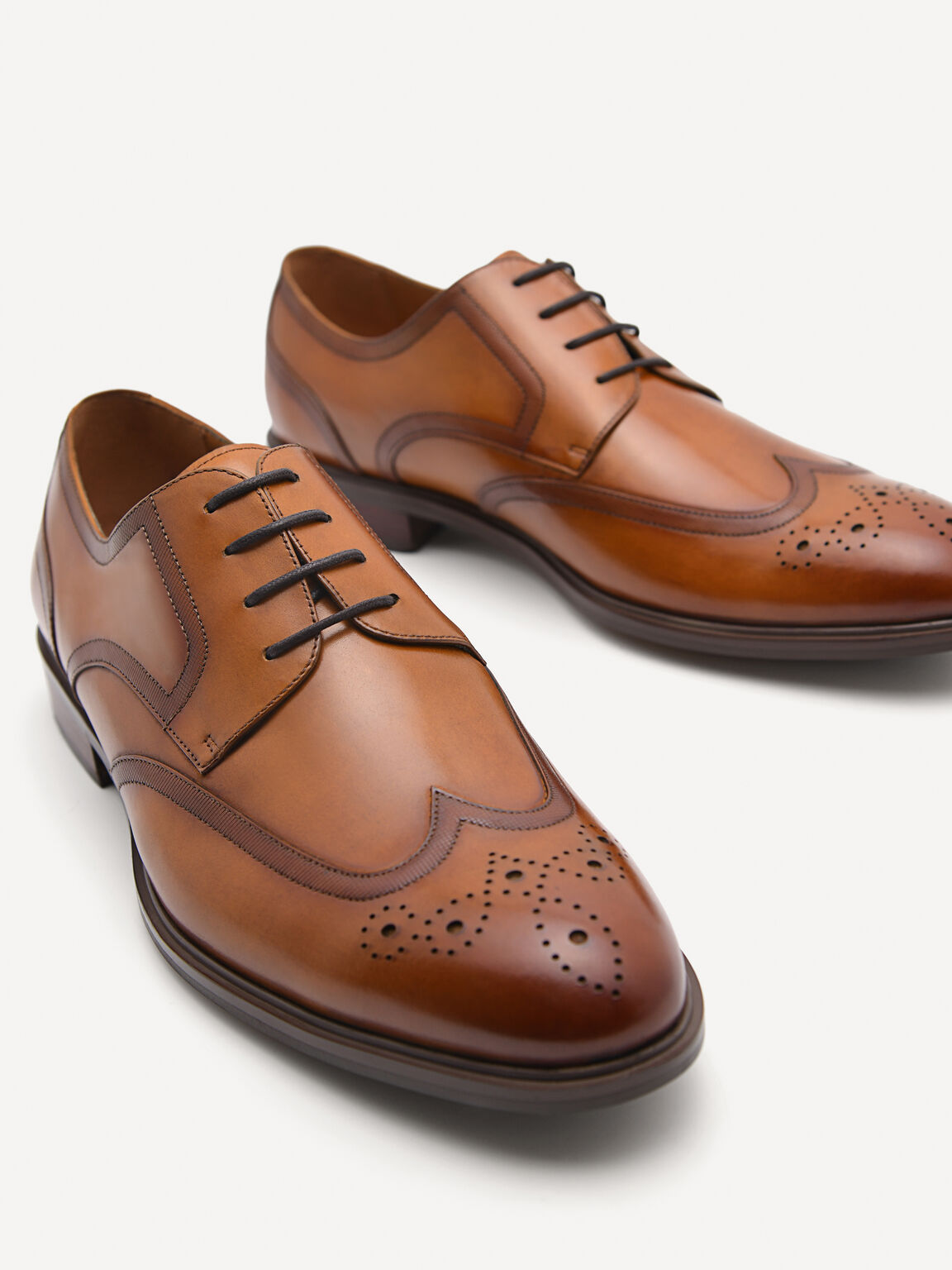 Leather Brogues, Camel