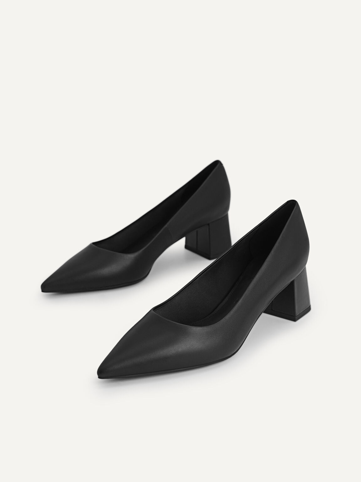 Leather Pointed Toe Pumps, Black