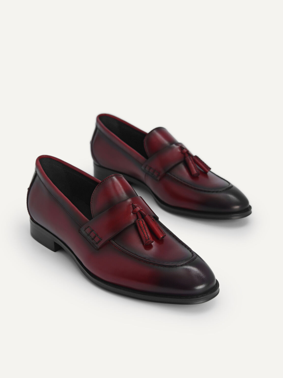 Burnished Leather Tasselled Loafers, Mahogany, hi-res