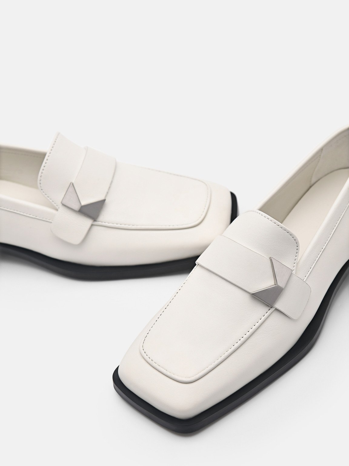 Marion皮革樂福鞋, 白色
