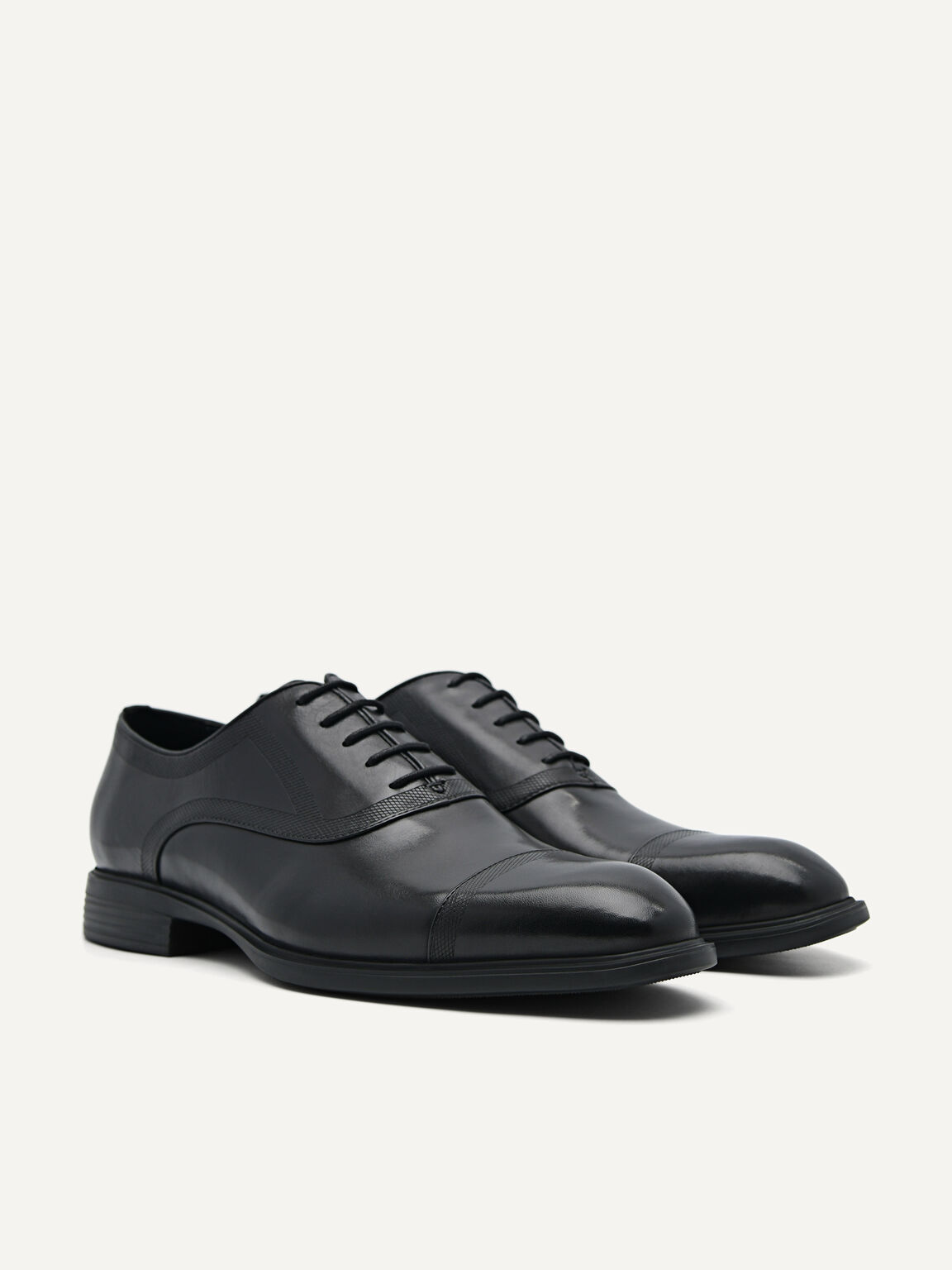 Altitude Thomas Lightweight Oxford Shoes, Black