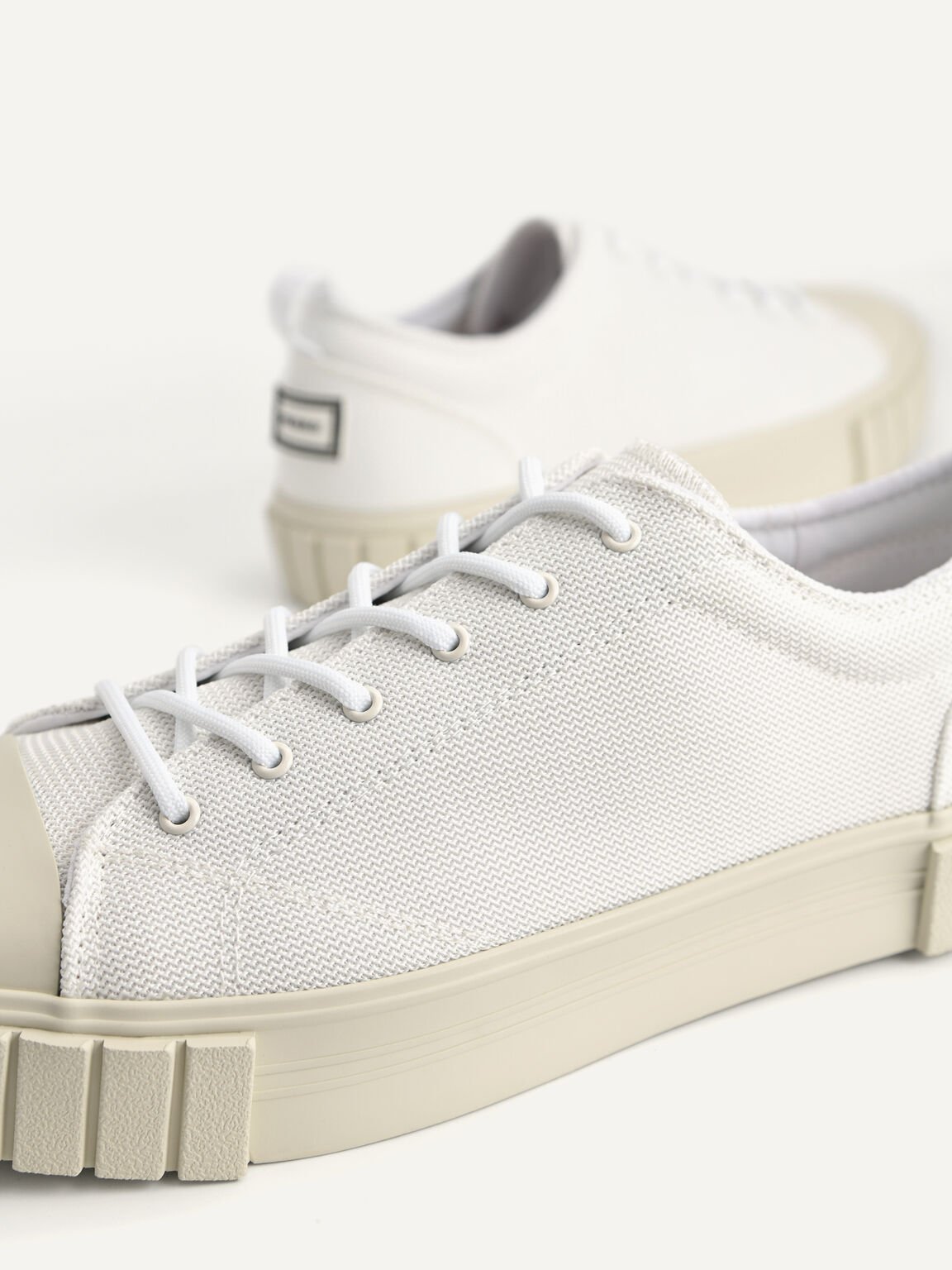 Beat Court Sneakers, White