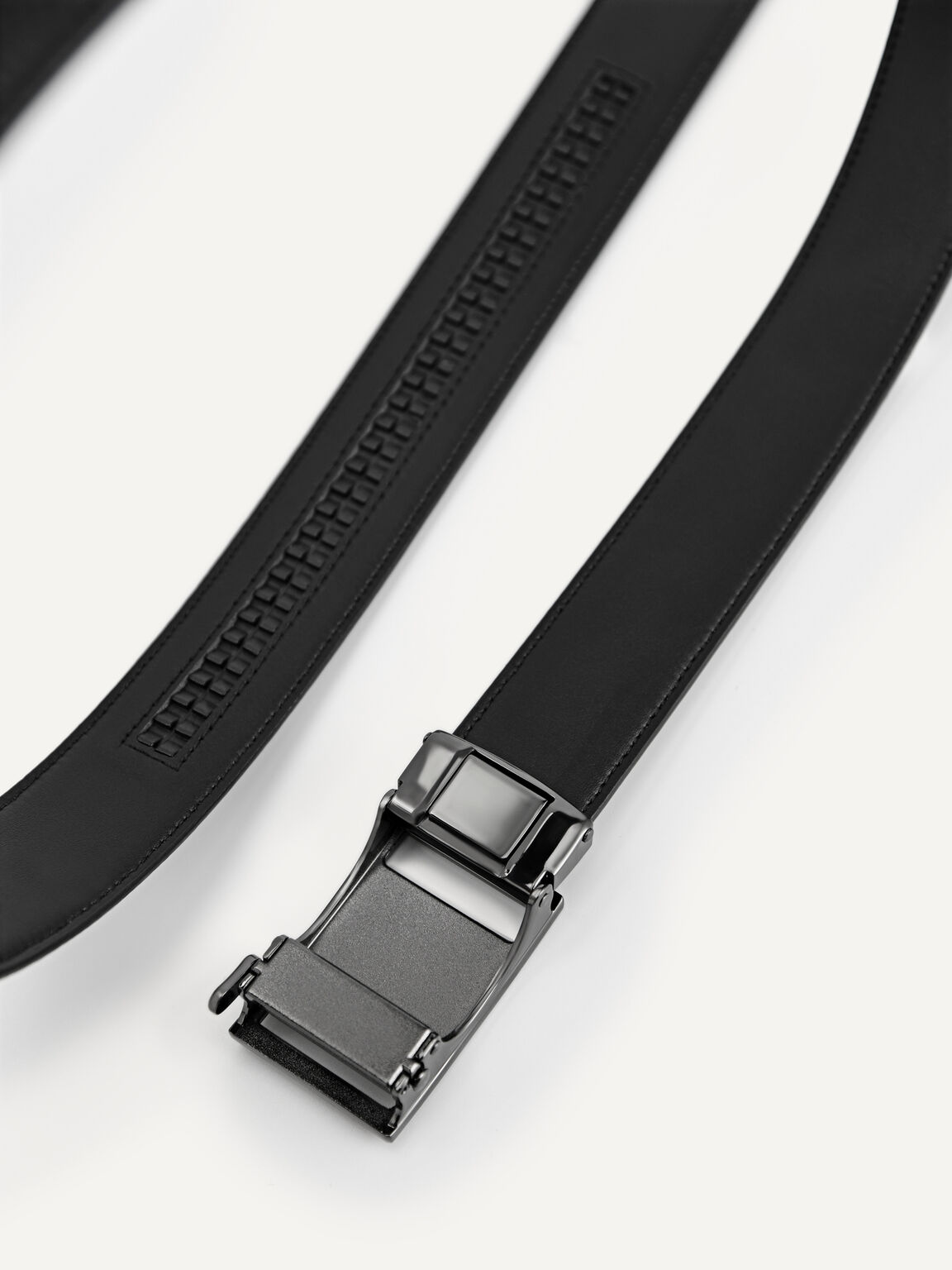 Pebble-Grain Leather Belt, Black, hi-res