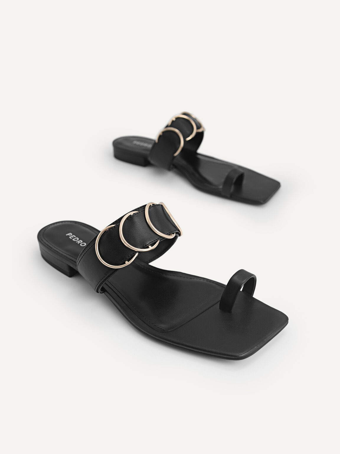 Toe Loop Sandals, Black