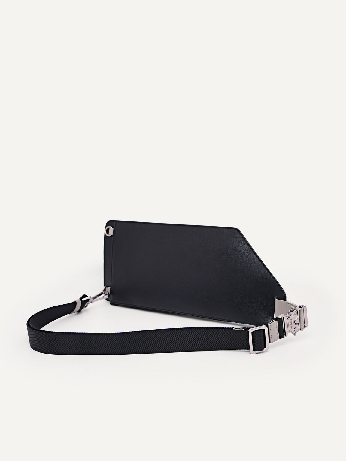 Multipocketed Sling Pouch, Black
