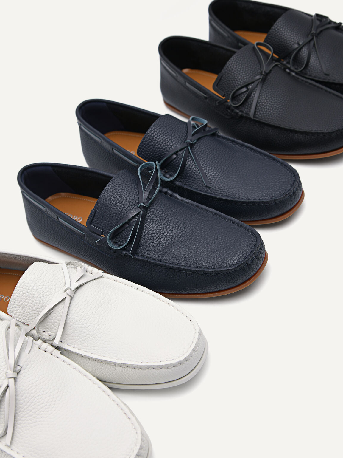 Leather Moccasins with Bow Detail, Navy