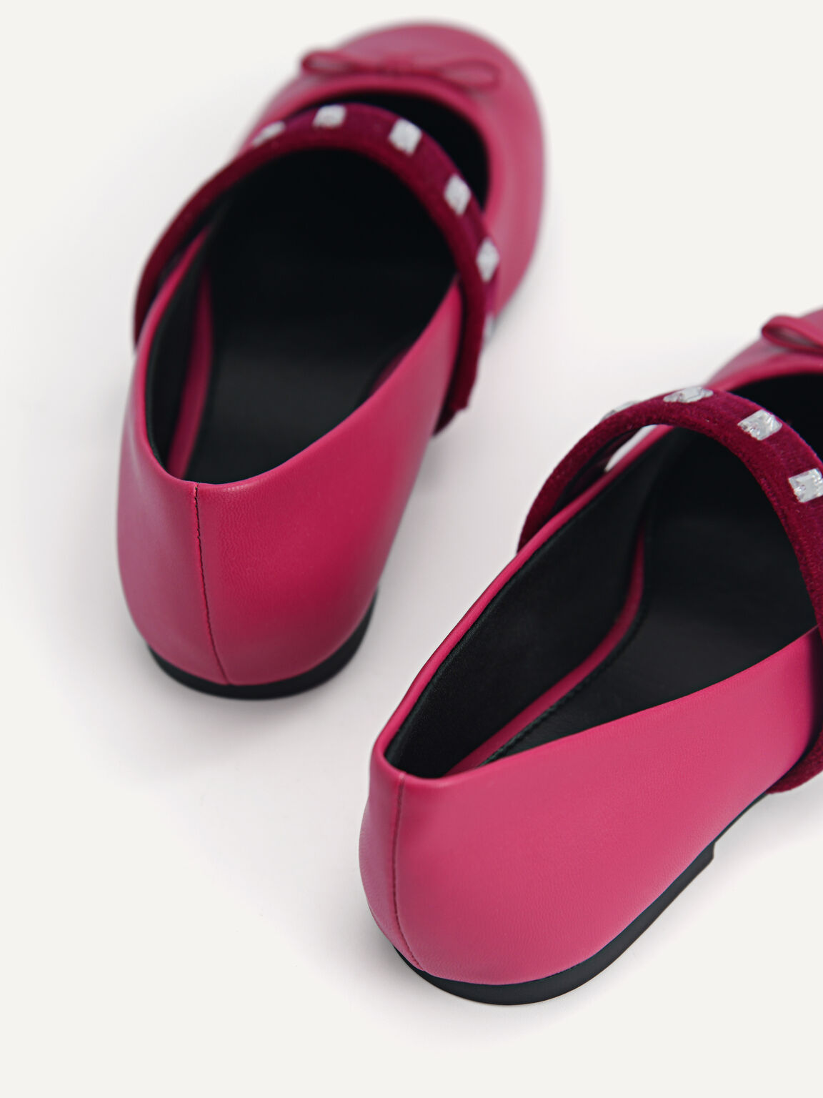 裝飾瑪麗珍鞋, 紫红色