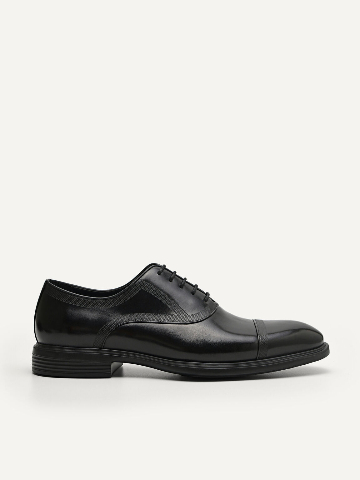 Altitude Thomas Lightweight Oxford Shoes, Black