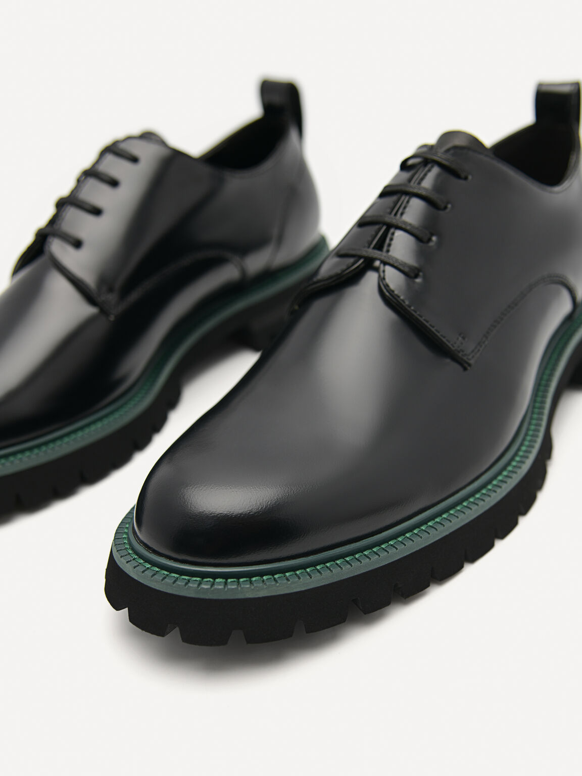 Hendrix Leather Derby Shoes, Black