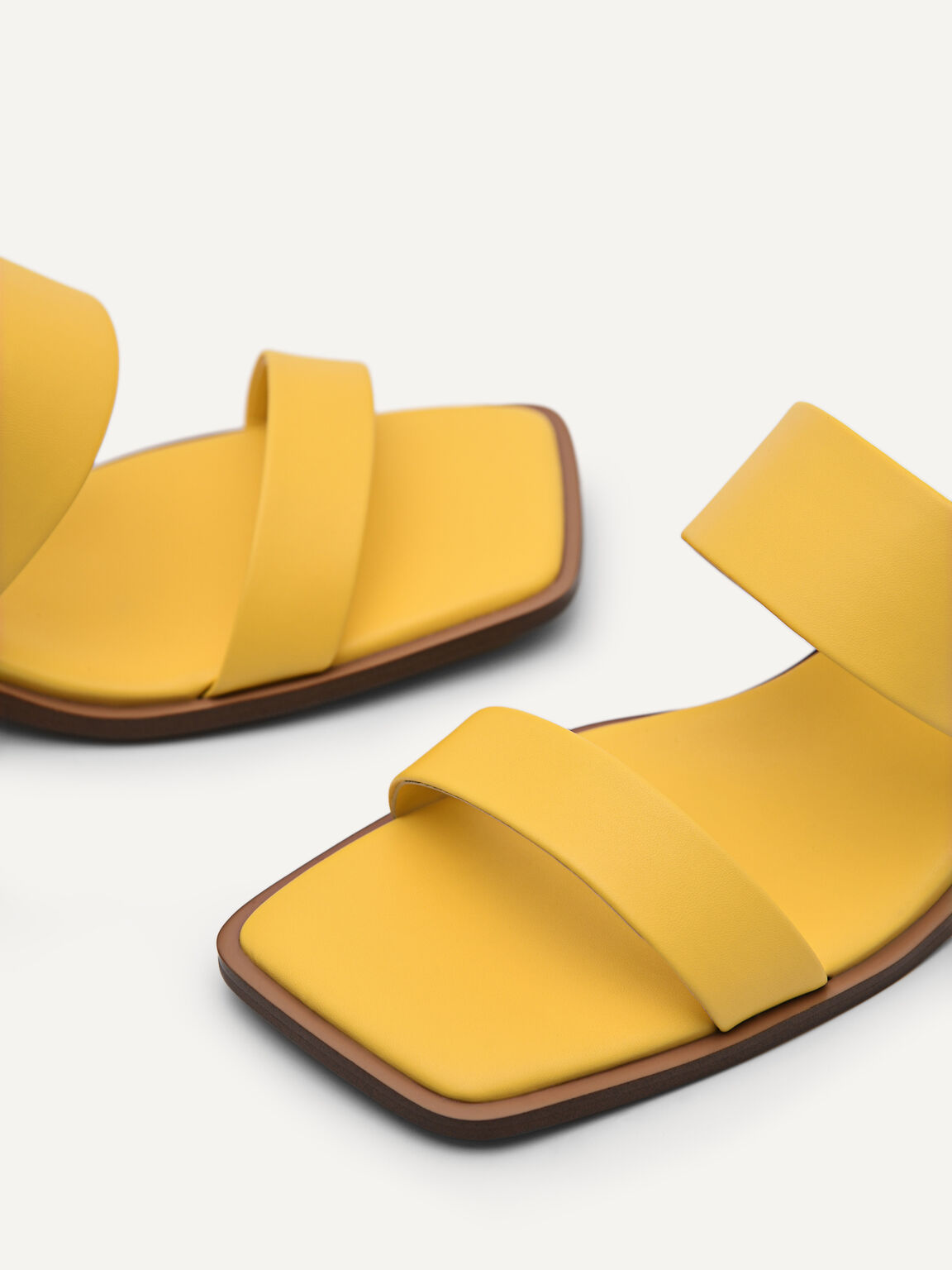 Calico Sandals, Yellow