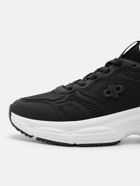 Nyx Knitted Sneakers, Black