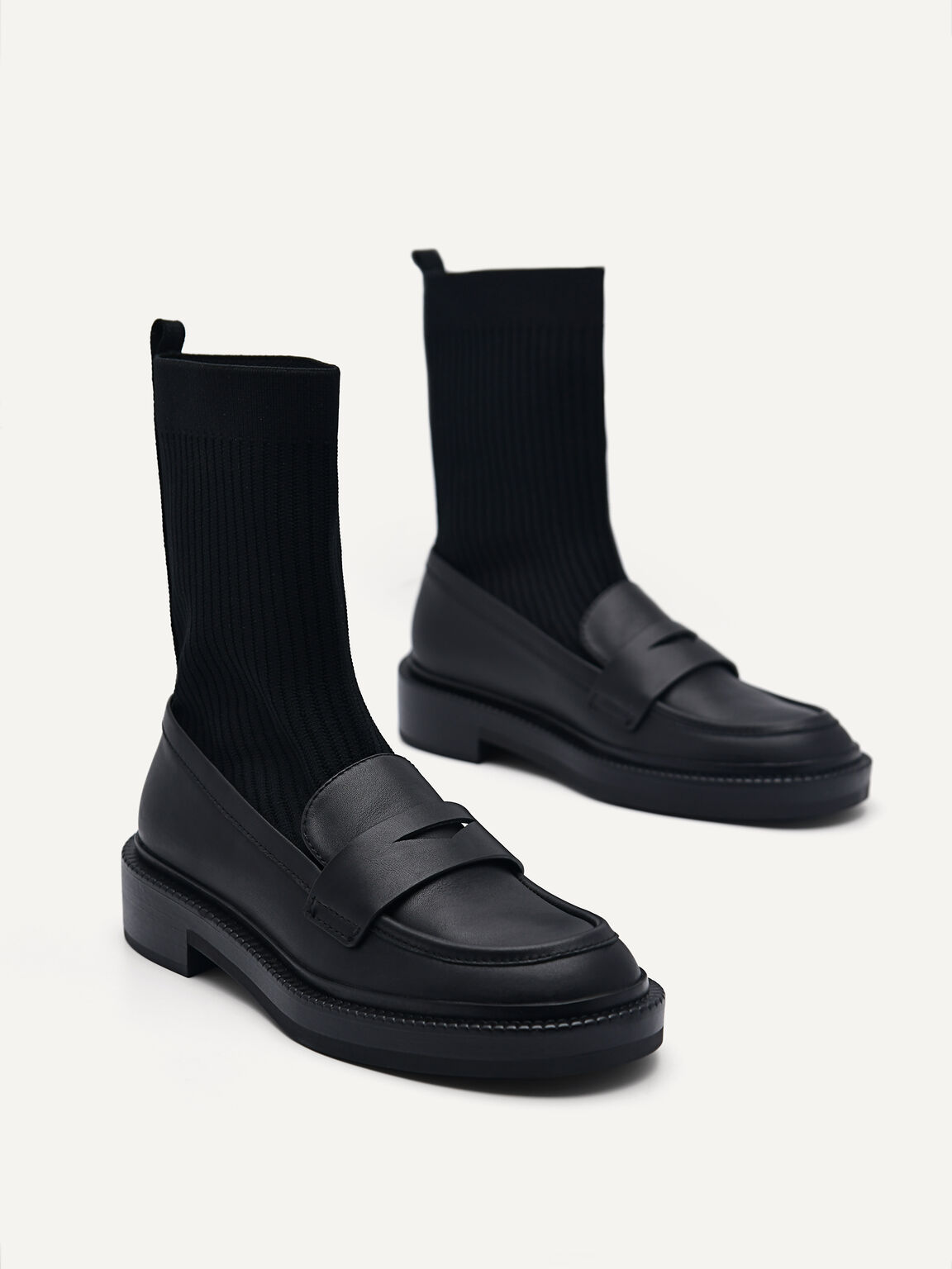 Gropius Boots, Black