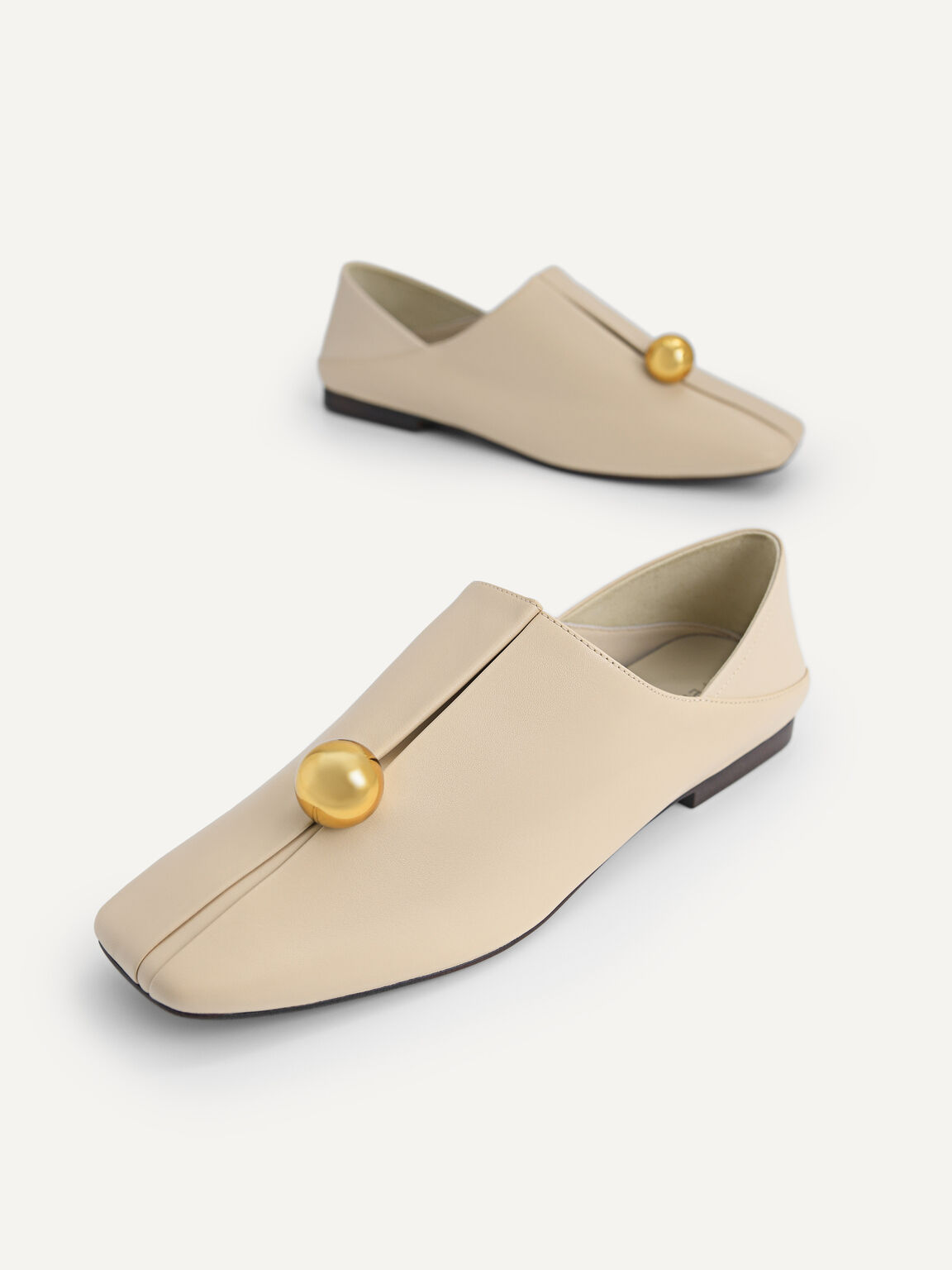 Orb Leather Flats, Beige
