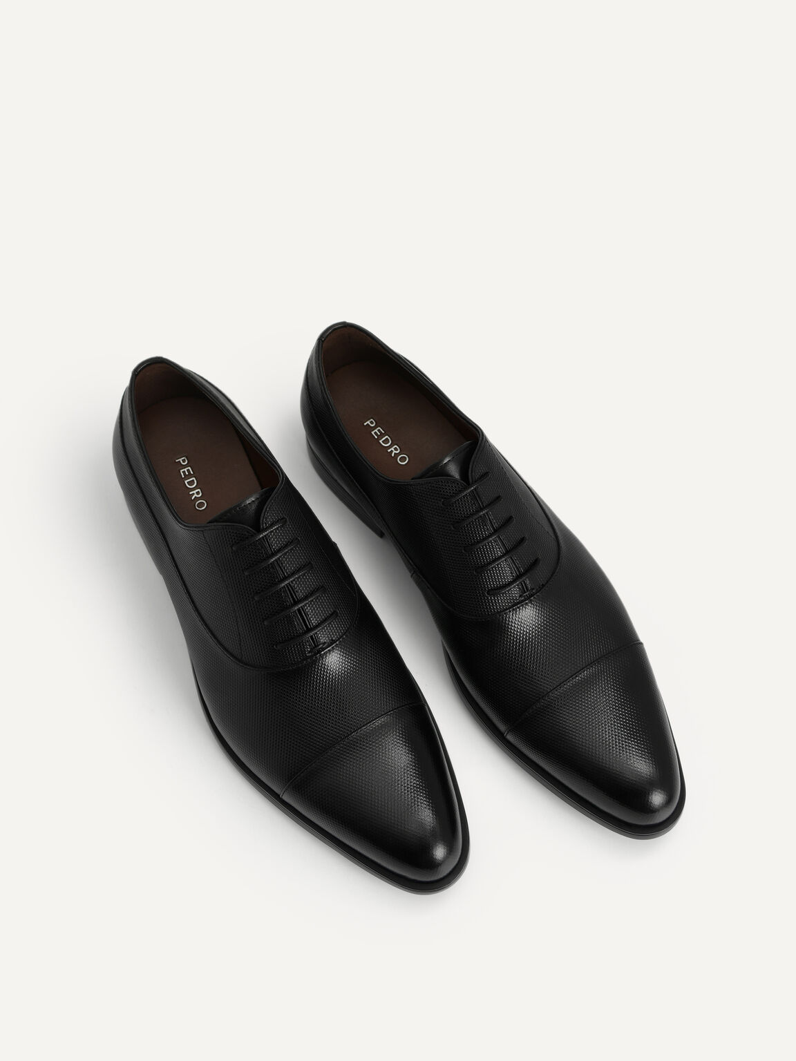 Textured Leather Cap Toe Derby Shoes, Black