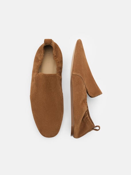 Scrunch Leather Slip-On Flats, Cognac