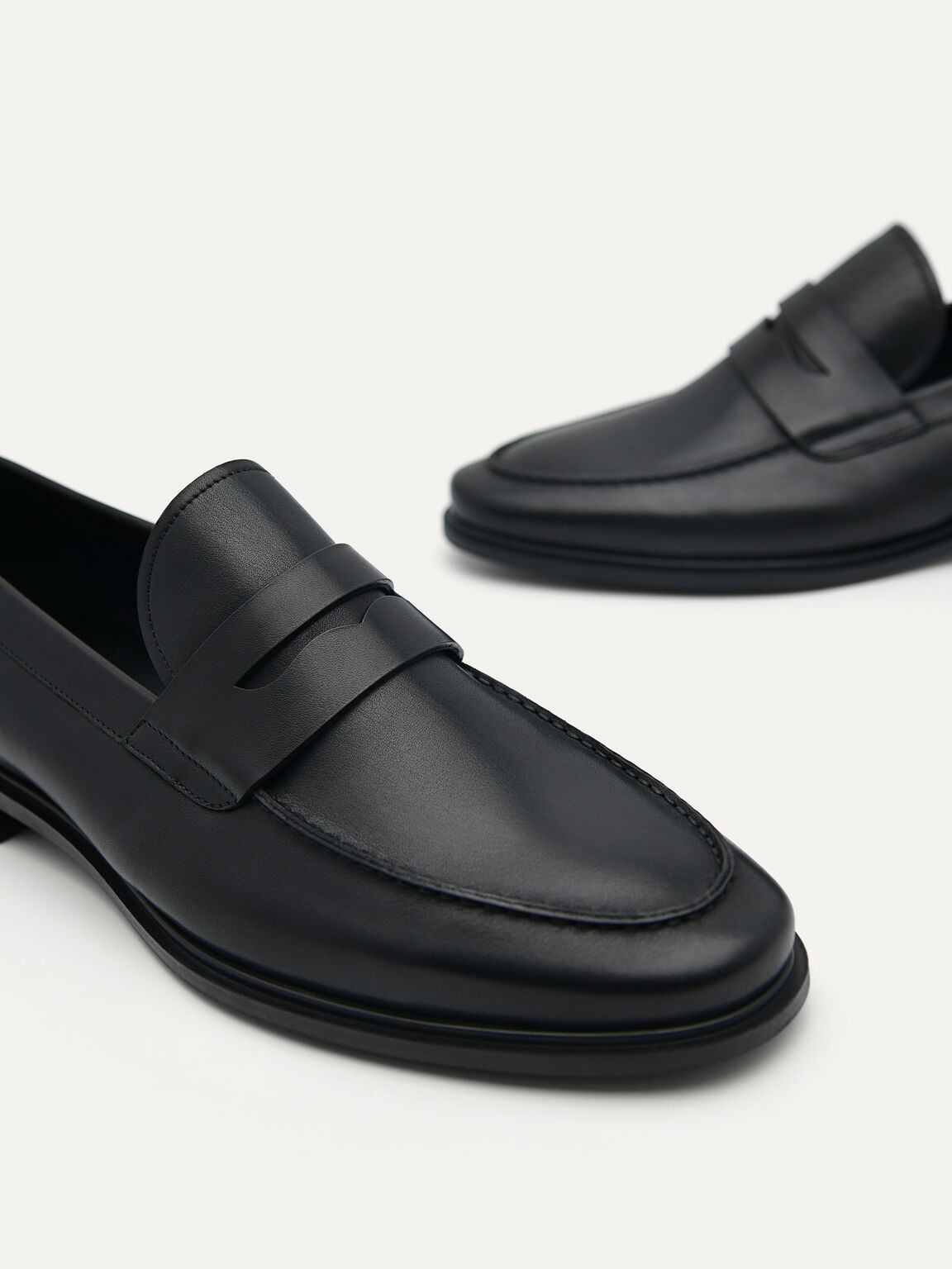 Black Bailey Calf Leather Loafers - PEDRO SG