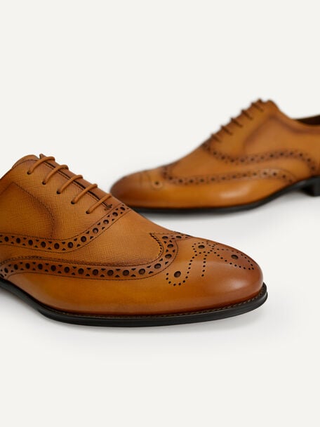 Textured Brogue Oxford Shoes, Camel