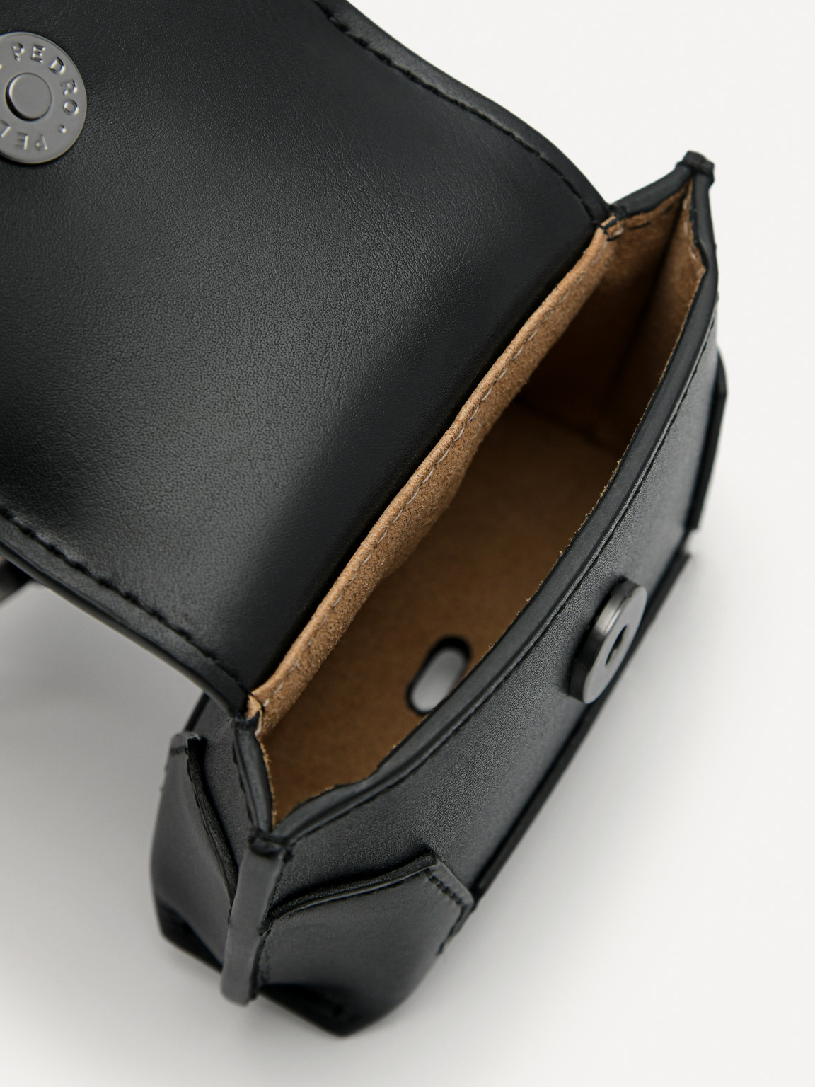 PEDRO Icon Leather Airpods Pro Case, Black