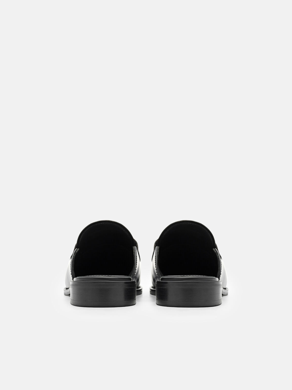 Gi&agrave;y mules đế thấp Mackenzie Leather, Đen, hi-res
