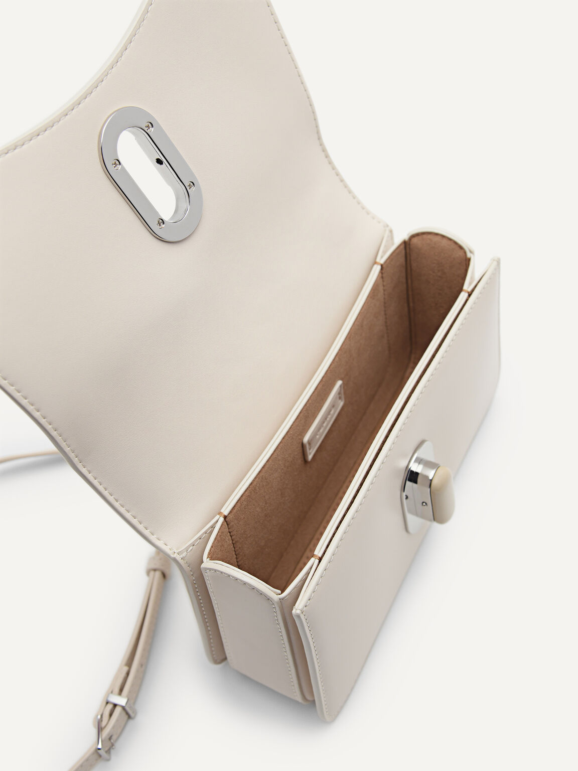 Túi đeo chéo phom chữ nhật Studio Rift Leather, Kem, hi-res