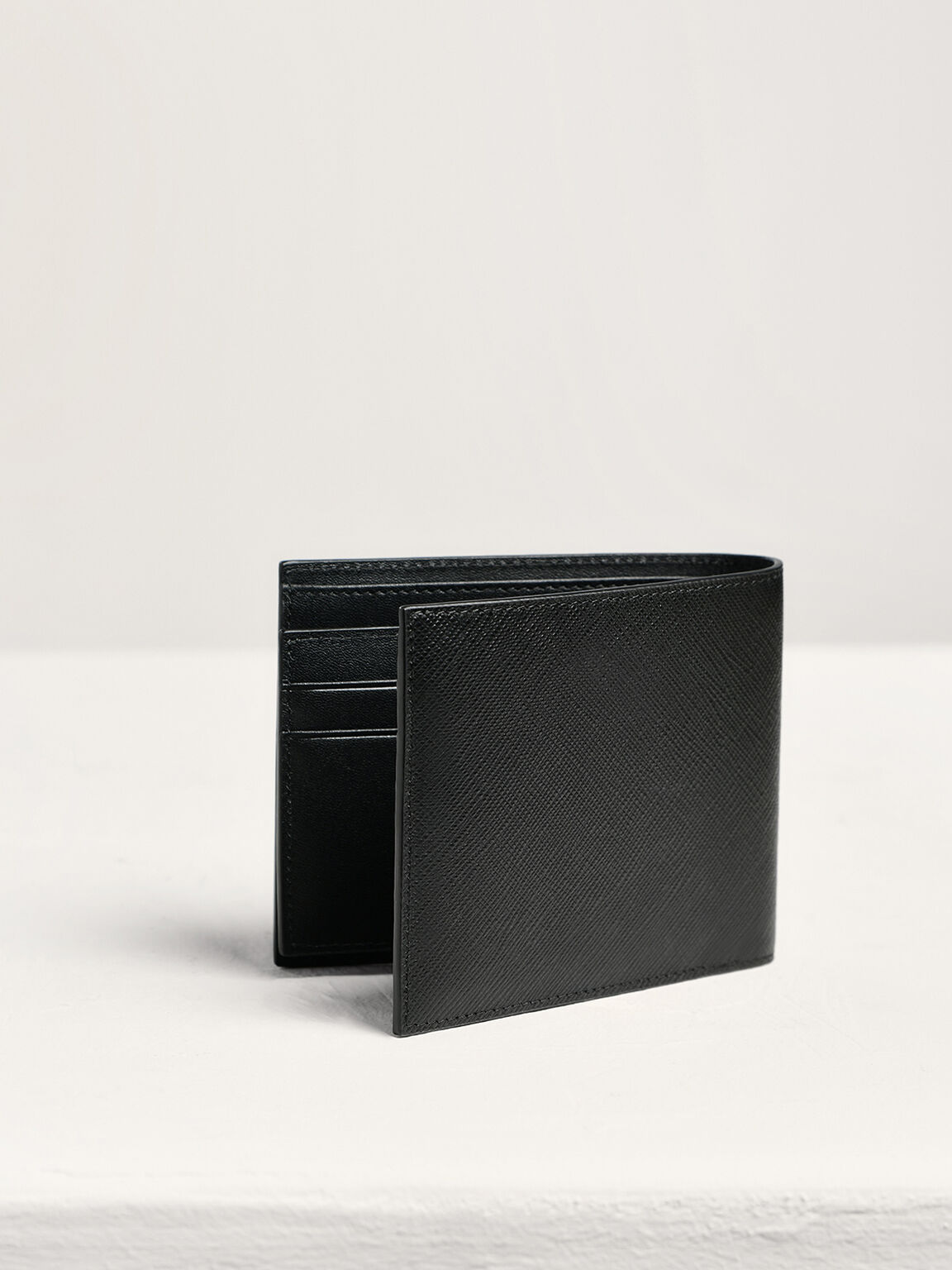 Ví dáng ngắn Oliver Leather Bi-Fold, Đen, hi-res