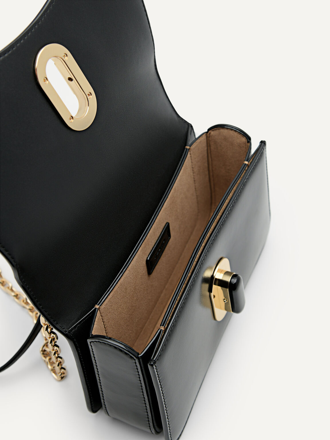 Túi đeo chéo phom chữ nhật Studio Rift Leather, Đen, hi-res