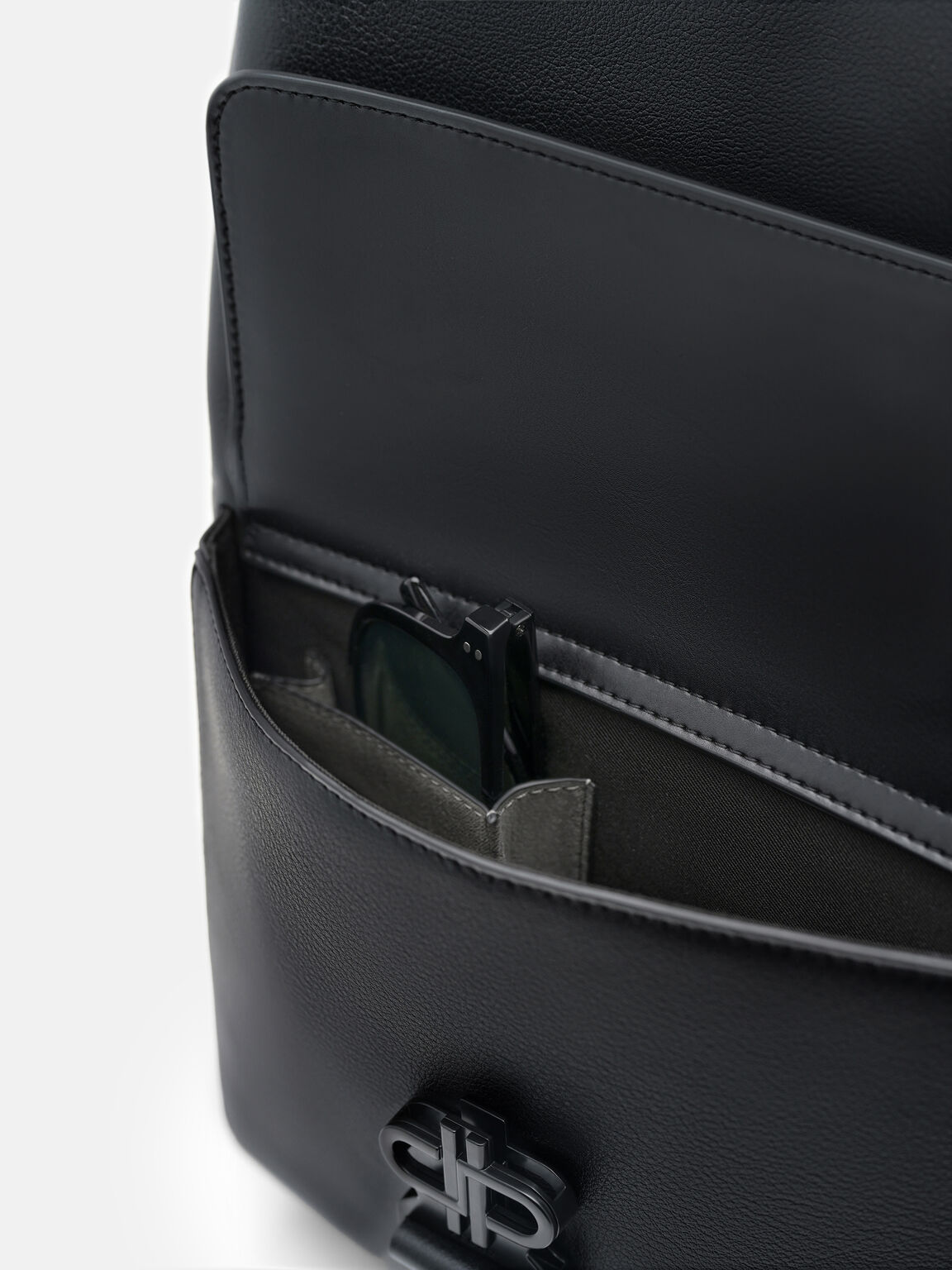 Tex Leather Backpack, Black Tumble