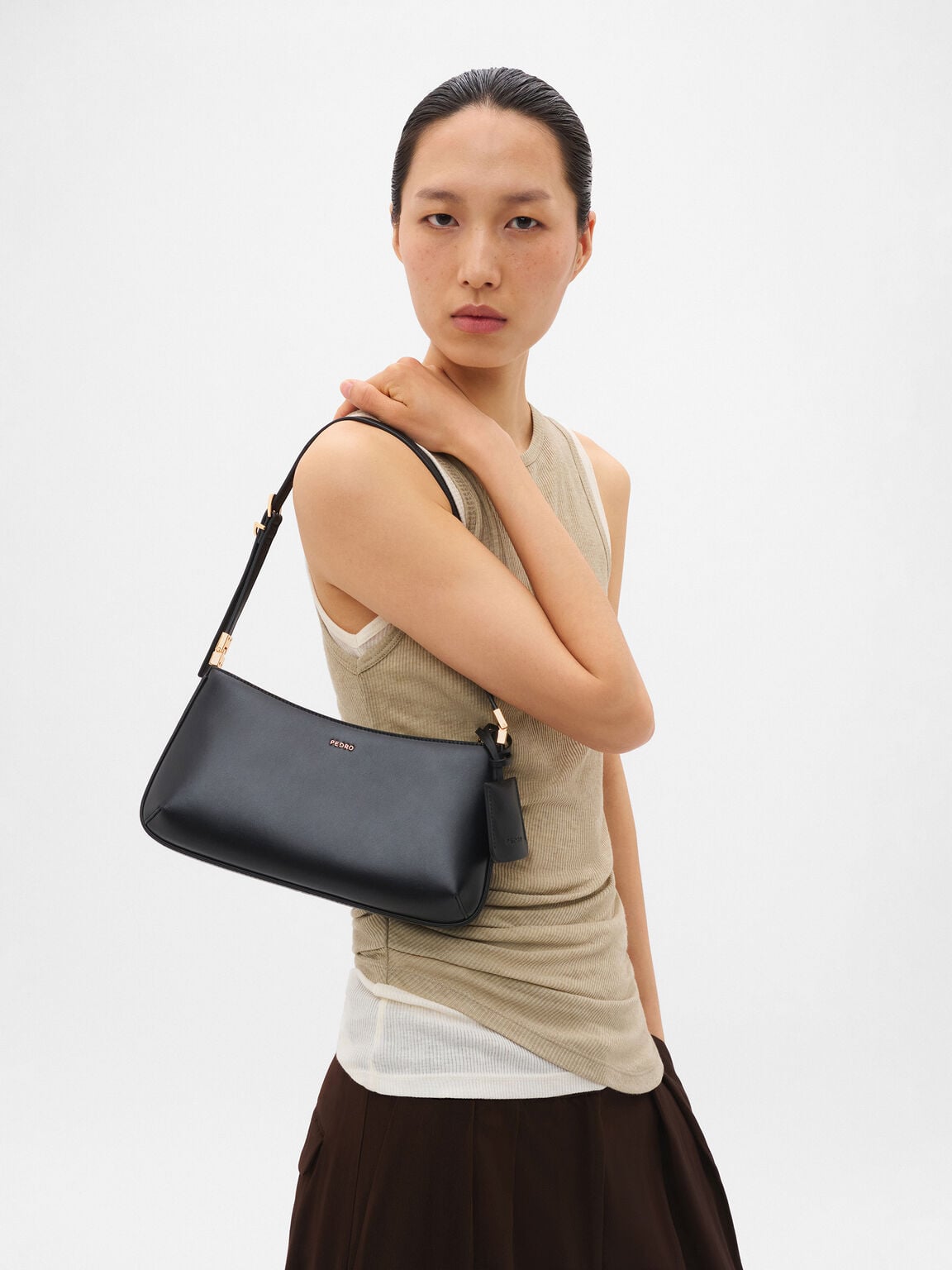 T&uacute;i đeo vai Jatte Leather Charm, Đen, hi-res