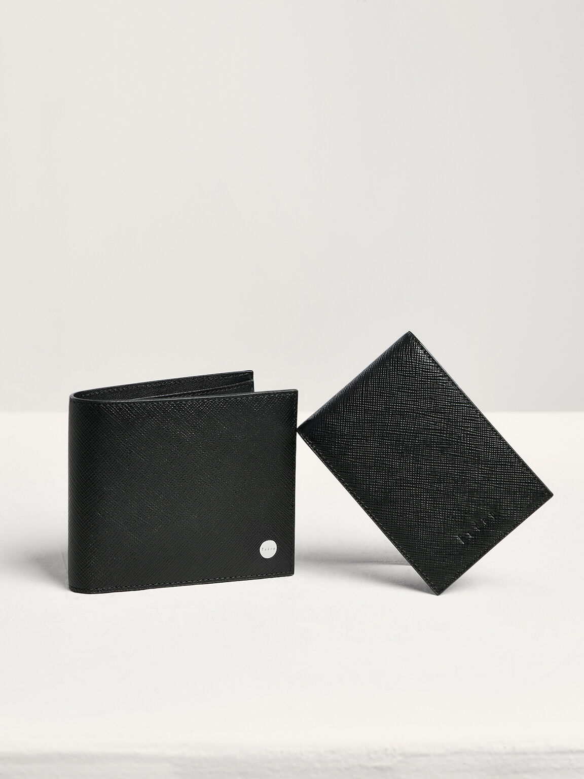 Oliver Leather Bi-Fold Wallet with Insert, Black, hi-res