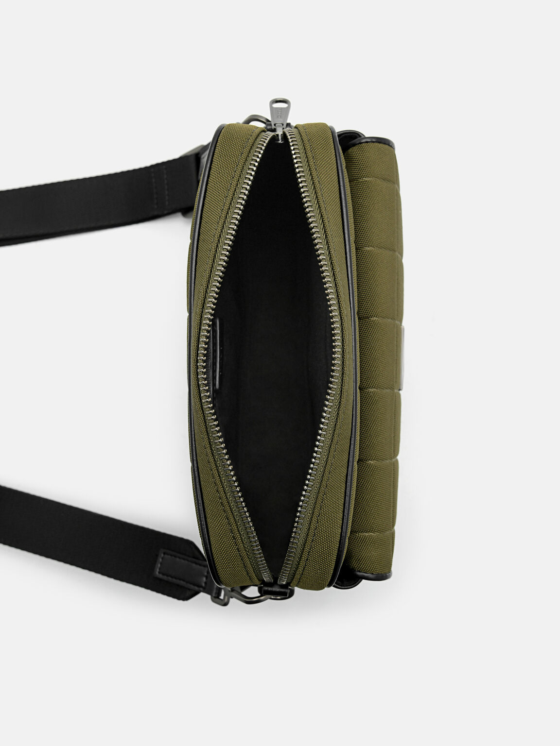 Túi đeo chéo phom chữ nhật Taper Compact, Xanh Quân Đội, hi-res