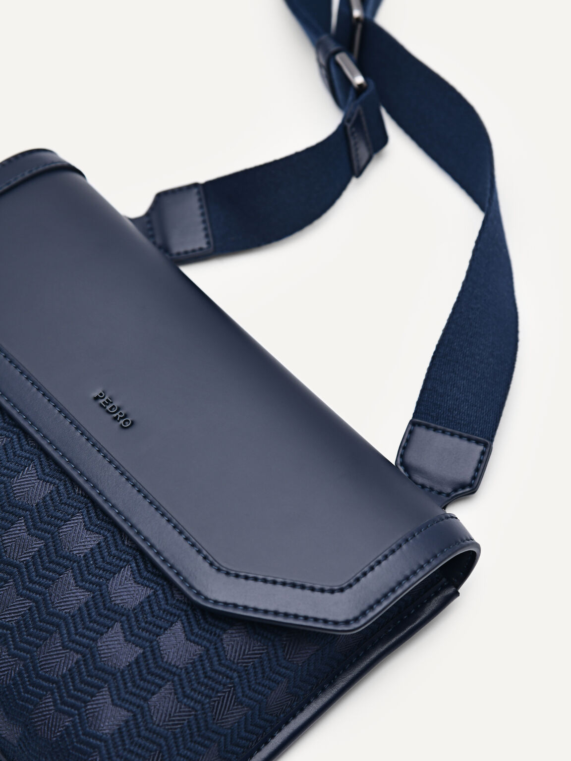 Ferry Sling Pouch, Navy, hi-res