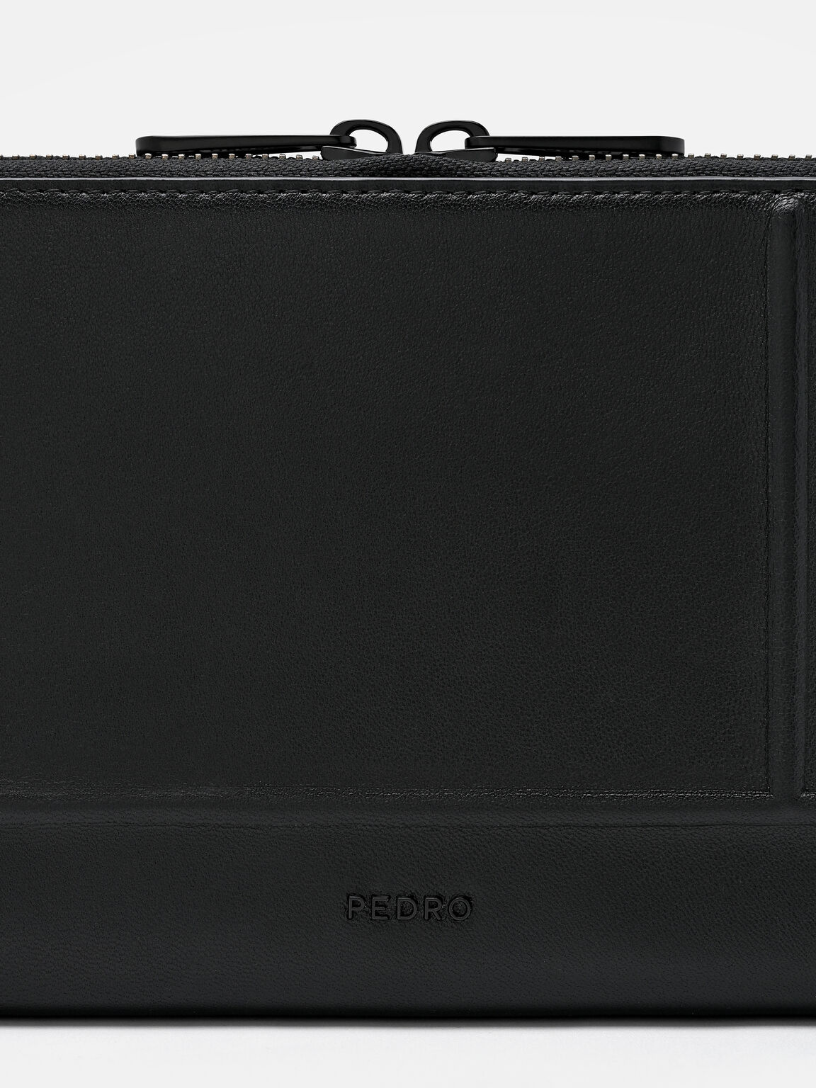 T&uacute;i đeo ch&eacute;o phom chữ nhật Boxy Mini, Đen, hi-res