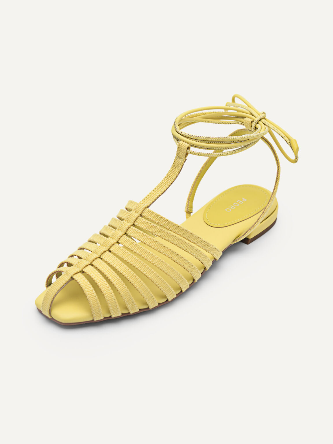 Giày sandals đế thấp quai ngang bít mũi, Vàng, hi-res