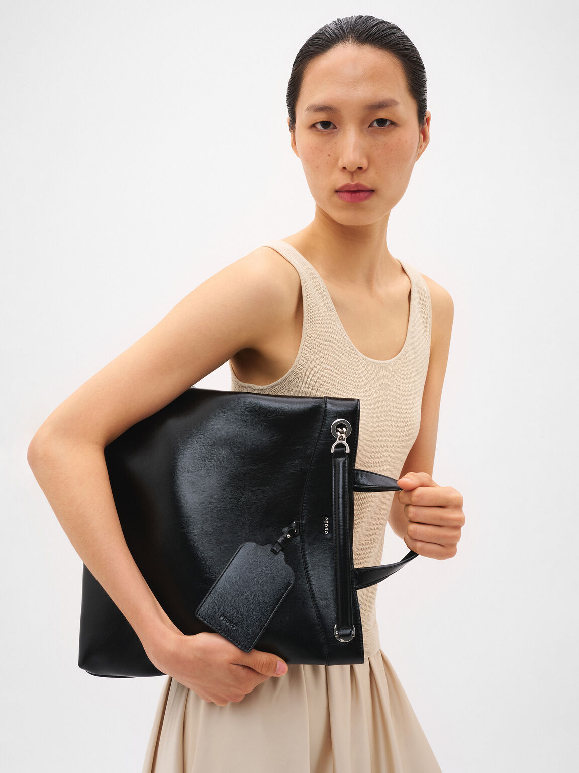 T&uacute;i tote phom chữ nhật Cassier, Black Wrinkled, hi-res