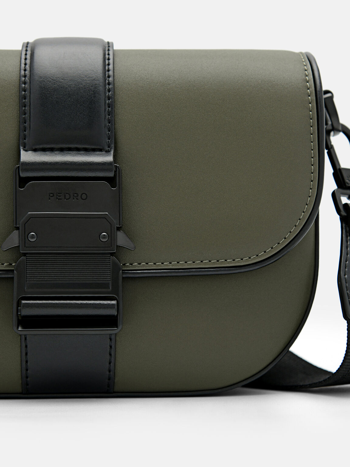 Túi đeo chéo phom chữ nhật Kane, Xanh Quân Đội