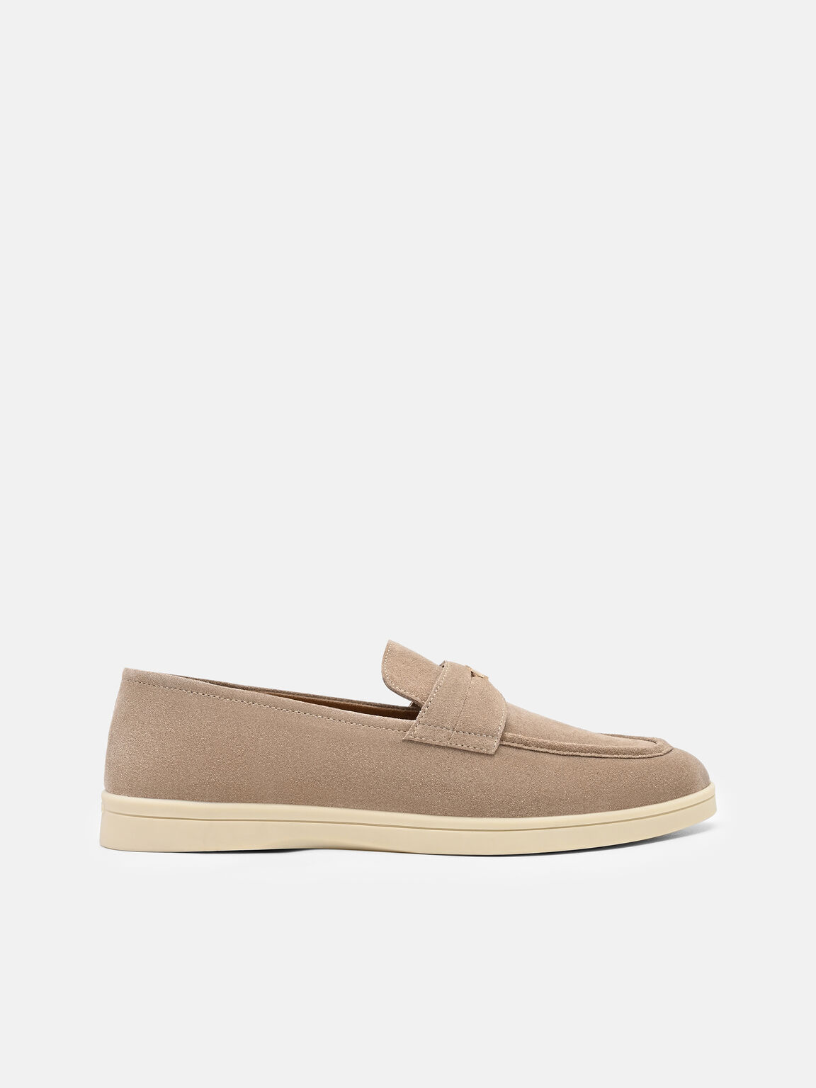 Gi&agrave;y lười đế bệt mũi tr&ograve;n Roam Suede, Sand Suede
