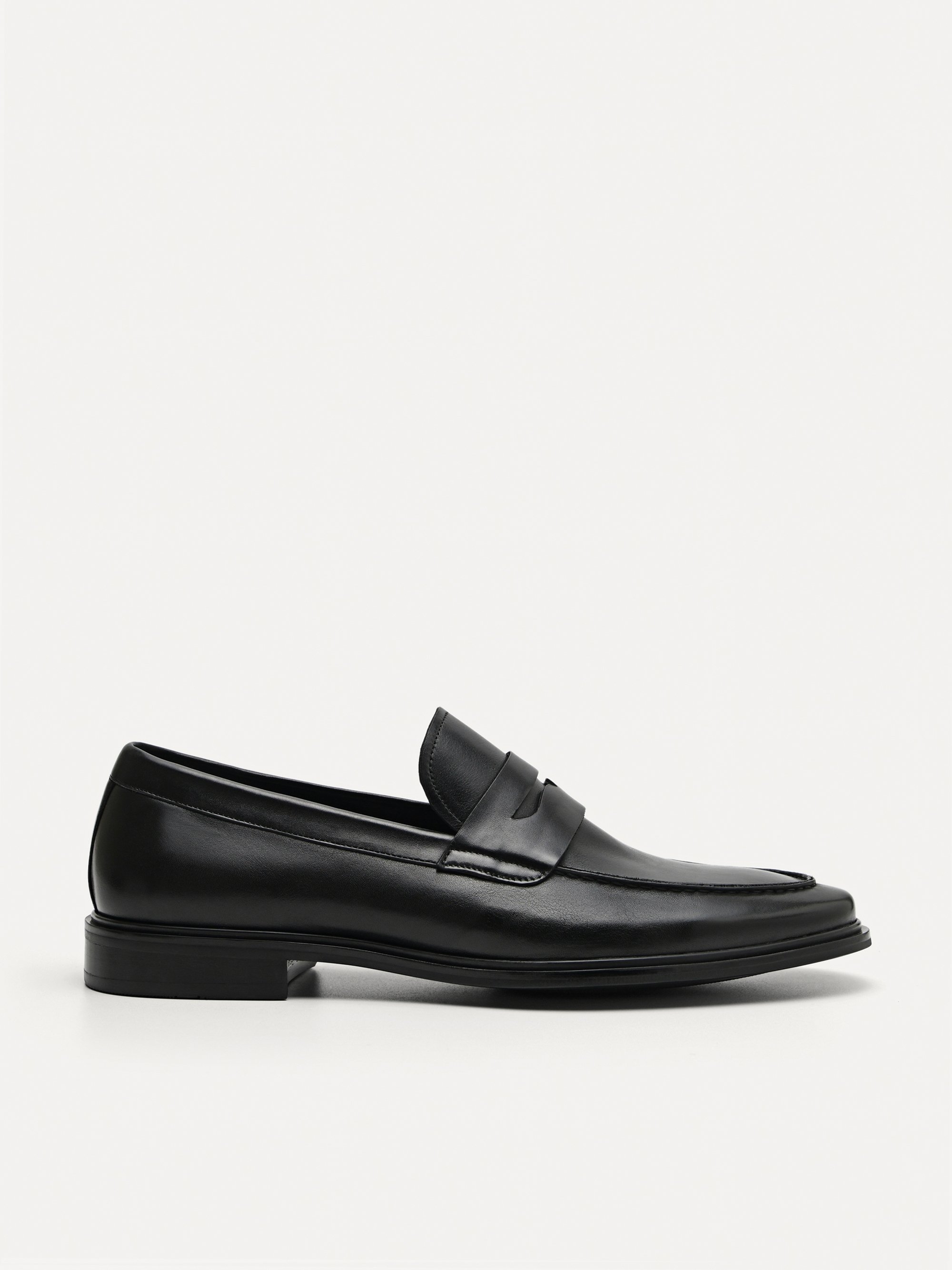 Black Bailey Calf Leather Loafers - PEDRO International